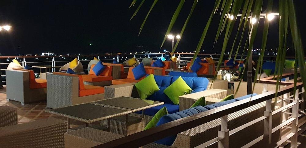 فندق ذا فيو راوادا فوكيت Rawai المظهر الخارجي الصورة